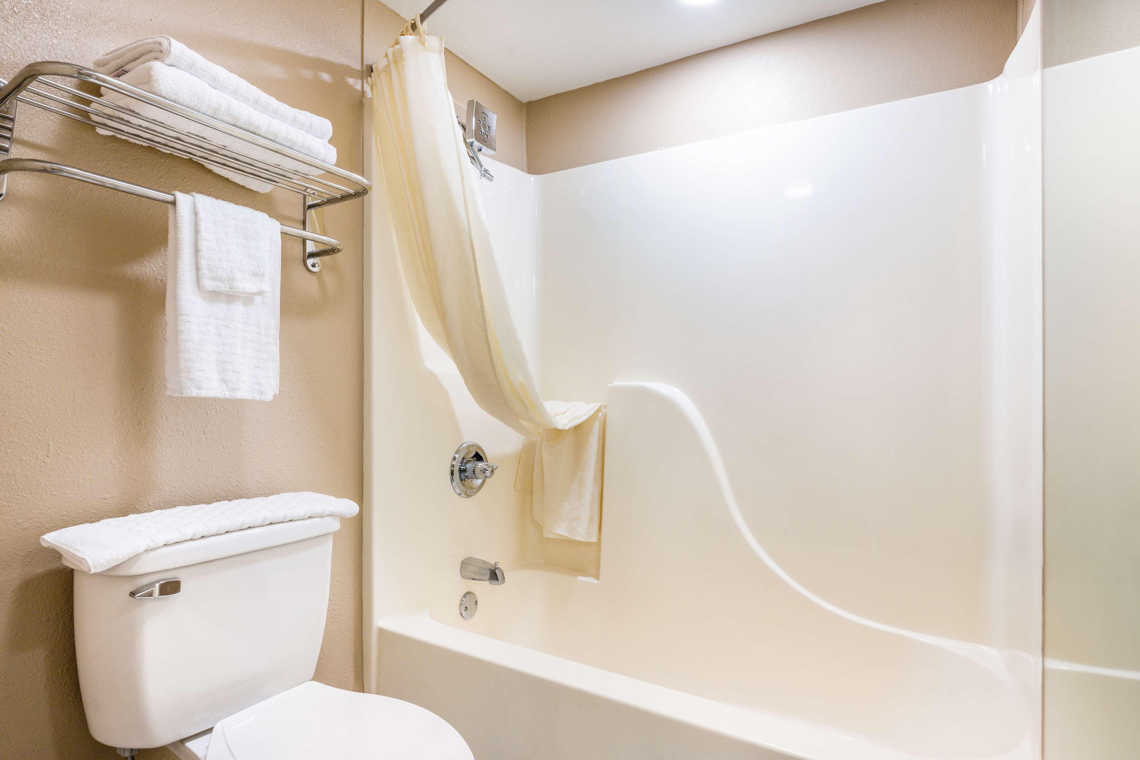 Surestay Plus Hotel By Best Western Poteau Exterior photo